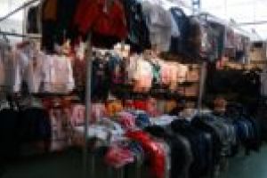 O nouă sesiune de shopping la Salonul Industriei Uşoare! Bănăţenii, aşteptaţi de zeci de producători