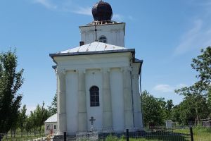 Mitropolitul Moldovei, ÎPS Teofan, va resfinţi o biserică din judeţul Botoşani