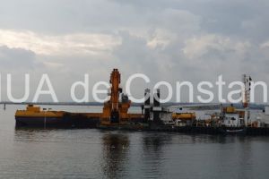 Infrastructura portuara, modernizata: Lucrarile de dragaj in Portul Constanta continua (galerie foto)