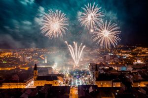 The Motans, artificii spectaculoase şi o nouă peripeţie, în încheierea Oradea FestiFall: În timpul concertului, un adolescent s-a căţărat pe scenă (FOTO / VIDEO)