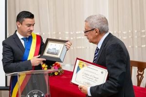 Reputatul istoric Ștefan Gorovei a primit titlul de de Cetăţean de Onoare al Municipiului Iaşi