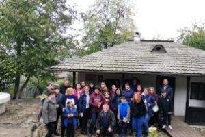 Ziua educaţiei, marcată de dascălii covăsneni printr-o excursie tematică: pe urmele a doi scriitori de referinţă: Creangă şi Eminescu