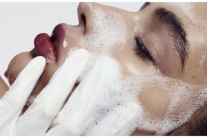 Cum să ţii sub control tenul cu probleme