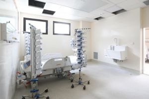 Se deschide Clinica de Mari Arşi de la Timişoara. Ministrul Sănătăţii este aşteptat la inaugurare