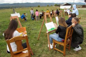 Ziua Mondială a Educaţiei, sărbătorită prin artă la Mănăstirea „Acoperământul ...