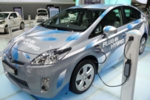 Începe producţia primului vehicul hibrid în România: Uzinele din Craiova se aruncă pe piaţa autoturismelor ecologice cu un SUV