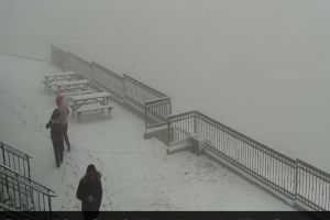 FOTO Iarnă totală la început de octombrie. Peisaje hibernale pe Ceahlău şi în Făgăraş