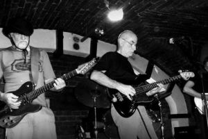 Seară de concert clasic rock & blues cu trupa RockAbil