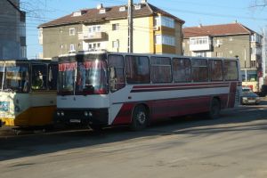 Veşti PROASTE pentru NAVETIȘTI: CTP anunţă că va RENUNȚA la deservirea traseelor din judeţul Arad