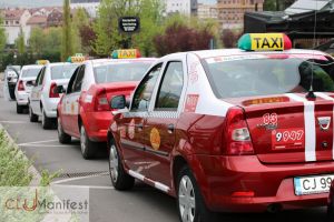 Clujenii sunt chemaţi să dezbată viitorul activităţii de taxi, în Cluj-Napoca