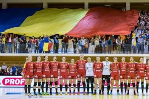 Cinci handbaliste de la Corona Braşov, convocate pentru un stagiu de pregătire al naţionalei
