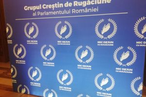 Tânăr politician clujean, prezent la evenimentul „Mic Dejun cu Rugăciune”, la Palatul Parlamentului