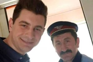 Munca, o pasiune: Gestul unui controlor de tren a devenit celebru pe internet