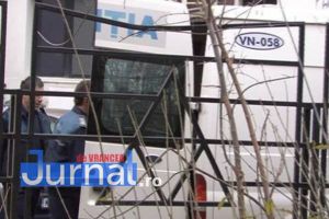 Bărbatul care a agresat doi asistenţi de la Psihiatrie a fost trimis în judecată