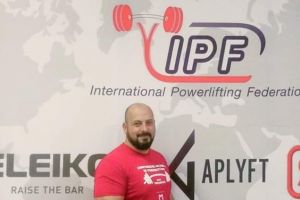 Jandarmul braşovean Daniel Bălăiţă, la Campionatul Mondial de Powerlifting din Africa de Sud