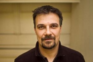 Şef dresat: Noul redactor şef de la Bihari Naplo, reclamat de şefii UDMR Bihor la „stăpânire”