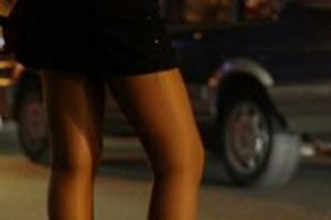 Tânără din Botoşani racolată de proxeneţi. Dezvăluirile cutremurătoare ale tatălui acesteia