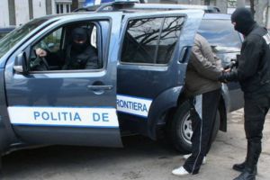 A fugit de autorităţile din Italia, dar a fost prins în PTF Petea. Dus direct în arest