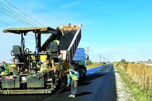 Veşti BUNE pentru ȘOFERI: Drumul Pâncota – Seleuş este aproape FINALIZAT