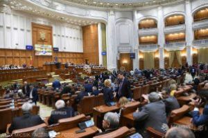 Moţiunea de cenzură împotriva Guvernului Dăncilă a fost adoptată, joi, de Parlament