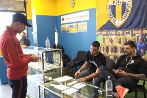 Biletele şi pachetele au vânzare!