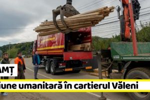 NEAMȚ: Prefectul de Neamţ a distribuit materiale de construcţii celor din Văleni (FOTO)