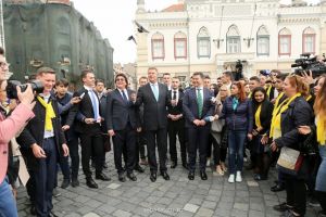 Preşedintele Klaus Iohannis se întâlneşte, duminică, la Timişoara, cu peste 4.000 de liberali