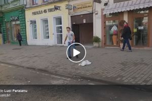 IMAGINILE ZILEI, în Arad! Ce a făcut un tânăr în centrul oraşului (VIDEO)