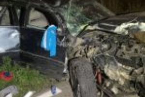 FOTO. Tractor făcut praf înainte de Goruia! Șase victime duse de urgenţă la spital!