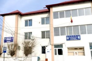 Pagubă uriaşă după furtul din Primăria Băbana!