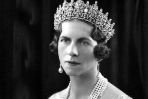 Regina Mamă Elena a fost filmată prima oară în România în octombrie 1920, la Braşov. Imagini inedite, care nu au mai fost difuzate până acum