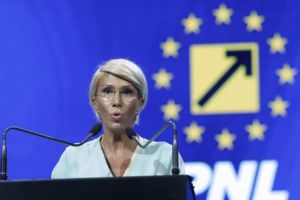 Raluca Turcan: Nu trebuie să înlocuim pesediştii cu penelişti doar că sunt de-ai noştri