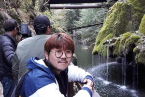 Reporterii unei televiziuni din Coreea de Sud, care au vizitat şi Suceava, impresionaţi de ...