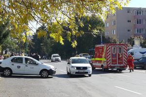 FOTO- Pieton, lovit de maşină în Gemenii