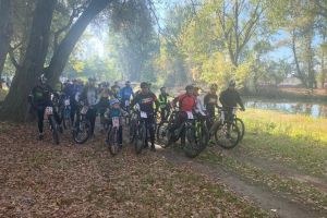 FOTO: Poliţiştii au pedalat la a 3-a ediţie a „Concursului Poliţiei Cross Country”