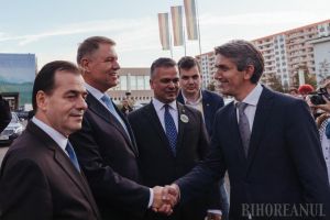 Iohannis şi PNL au învins PSD. Ce urmează după moţiunea de cenzură? (FOTO)