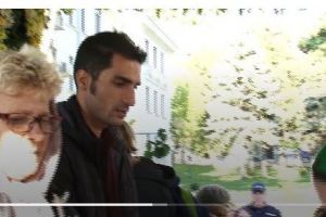 „Despre Iaşi crede că este cel mai norocos oraş din România, iar evlavia celor care vin aici în fiecare octombrie îl surprinde”: Un tânăr musulman din Istanbul  merge de 4 ani la Iaşi să îi mulţumească Cuvioasei Parascheva: „E 2019, Europa, iar atâta evlavie şi spiritualitate sunt rare”