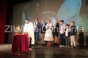 Actorii Maria si Mihai Sorin Vasilescu si-au aniversat nunta de argint pe scena care i-a unit (galerie foto+video)