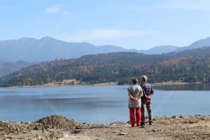 Colibiţa, între cer, pământ şi apă. Spectacol de culori tomnatice (FOTO)