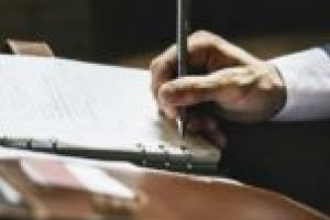 Searbădul nici… nici al politicii şi ofertantul acord