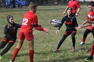 Peste 200 de copii din mai multe judeţe ale Moldovei au participat la un regal de mini-rugby ...