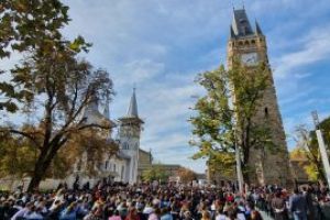 CENTENAR Colegiul National “Gheorghe Sincai”. Sute de elevi la festivitatea de deschidere (FOTO)