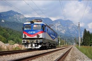 Sinucidere in gara Campina. O femeie de 34 de ani s-a aruncat in fata trenului