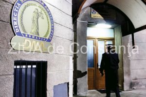 DNA anunta finalizarea unui nou dosar. Inculpati, un ofiter de politie si un director din Garda Forestiera Suceava  