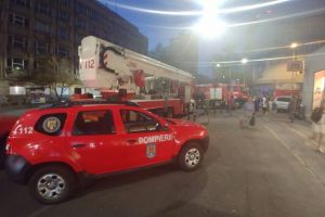Incendiu in sectorul 1 al capitalei. Șapte persoane evacuate (galerie foto)