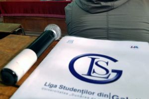 Studenţii din Galaţi acuză că sunt scoşi din ecuaţie la alegerile pentru noul rector