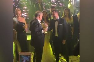 LUMINIȚA ȘI GIGI BECALI AU PLÂNS ÎN NOAPTEA NUNȚII FIICEI LOR. GESTUL FĂCUT DE THEODORA ÎN FAȚA INVITAȚILOR