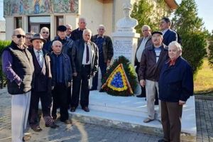 FOTO: Generalul Ștefan Guşă comemorat de un grup de mureşeni