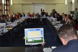 Consilierii locali din Târgu-Mureş, convocaţi la o şedinţă extraordinară