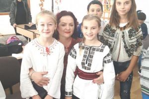 Primarul din Berchişeşti, Violeta Țăran, a apreciat organizarea la şcoala din comună a ...